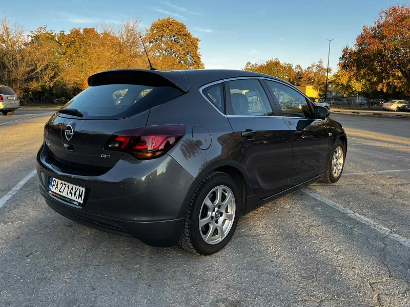 Opel Astra, снимка 2 - Автомобили и джипове - 48677966