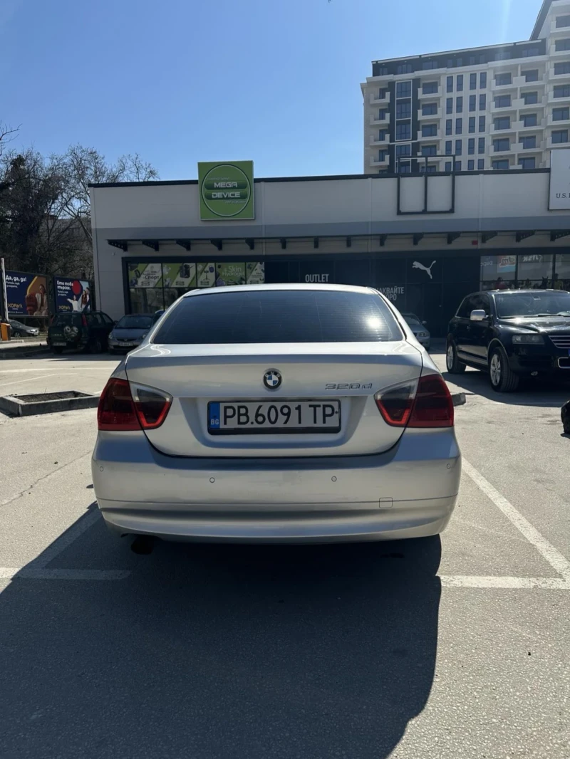 BMW 320 2.0D, снимка 4 - Автомобили и джипове - 49434571