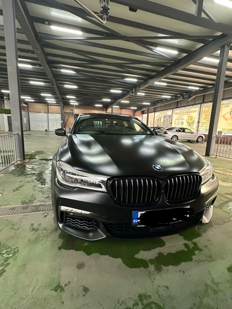 BMW 750, снимка 2 - Автомобили и джипове - 49486169