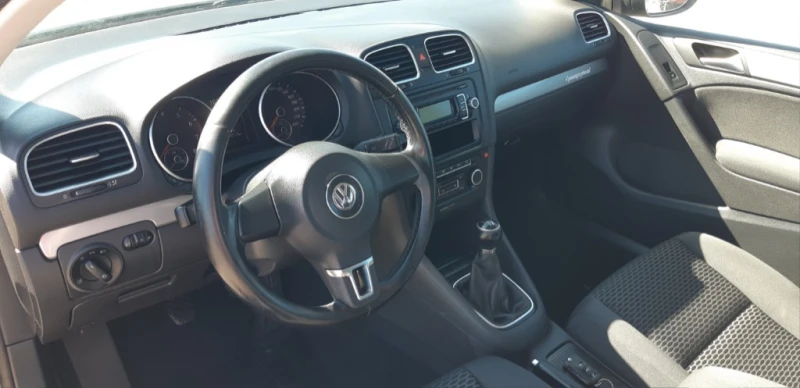 VW Golf 1.4i, снимка 10 - Автомобили и джипове - 49599929