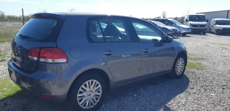 VW Golf 1.4i, снимка 5 - Автомобили и джипове - 49599929