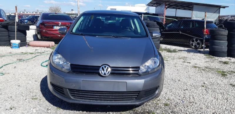 VW Golf 1.4i, снимка 1 - Автомобили и джипове - 49599929