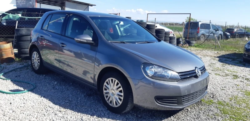 VW Golf 1.4i, снимка 3 - Автомобили и джипове - 49599929