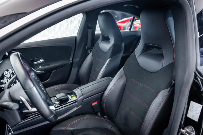 Mercedes-Benz CLA 250 e Coupe * AMG* Camera, снимка 13 - Автомобили и джипове - 52524142