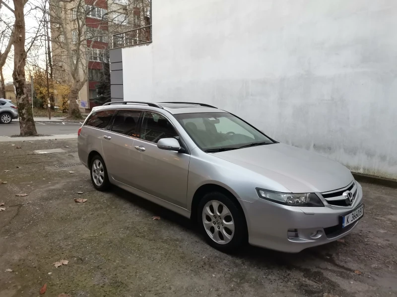 Honda Accord Executive Face Lift, снимка 3 - Автомобили и джипове - 52955834