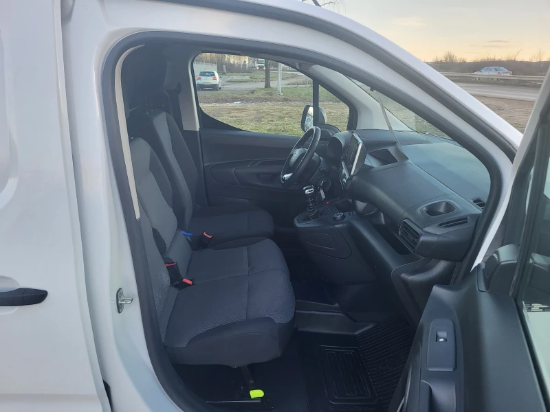Citroen Berlingo 1.5HDi, снимка 12 - Автомобили и джипове - 53115035