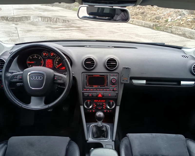 Audi A3 2.0Tdi Sline BMN 170к.с УНИКАЛНА, снимка 13 - Автомобили и джипове - 53480210
