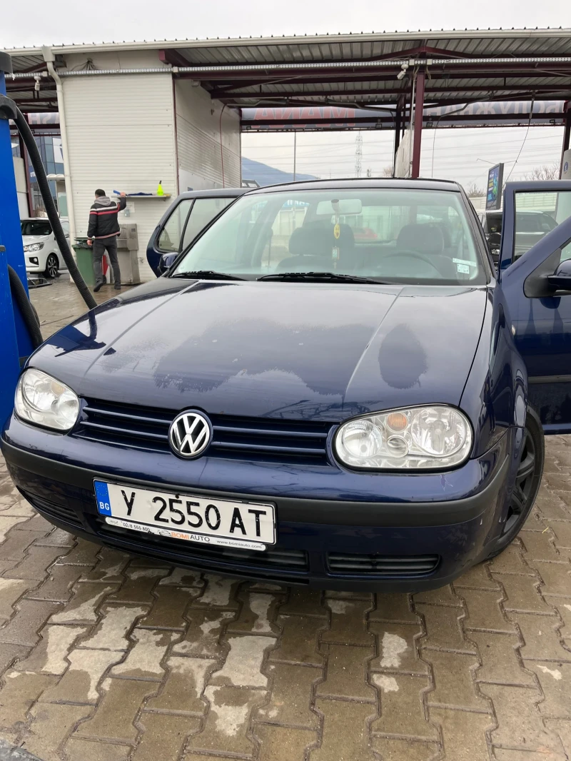 VW Golf, снимка 2 - Автомобили и джипове - 53574939