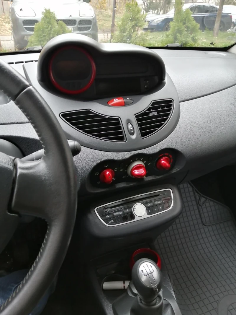 Renault Twingo, снимка 5 - Автомобили и джипове - 53576144