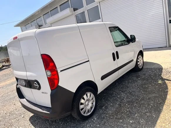 Opel Combo, снимка 4 - Автомобили и джипове - 52739952