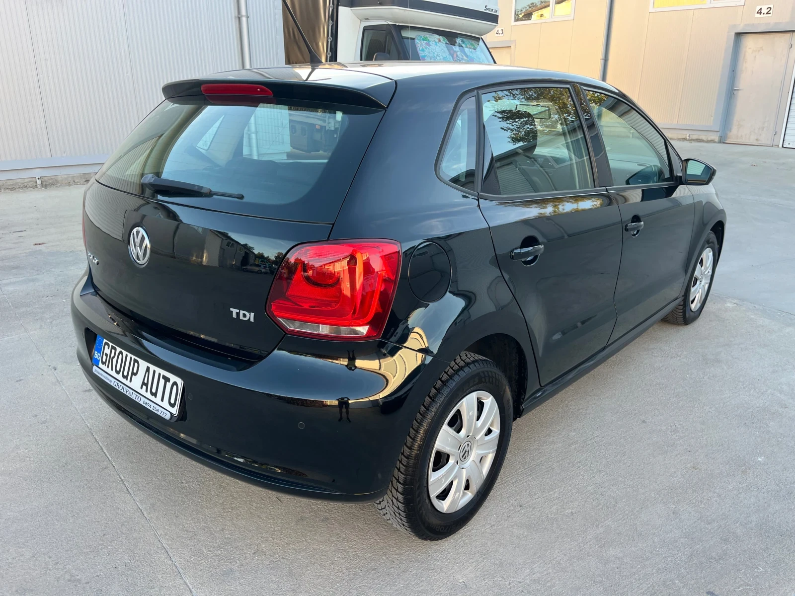 VW Polo 1, 2TDI-75к.с/2014г/НАВИГАЦИЯ/СЕРВИЗНА ИСТОРИЯ!!! - изображение 7