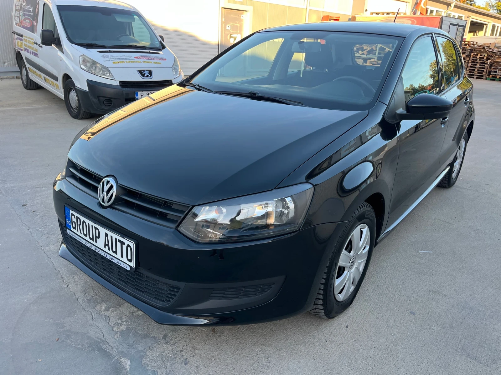 VW Polo 1, 2TDI-75к.с/2014г/НАВИГАЦИЯ/СЕРВИЗНА ИСТОРИЯ!!! - изображение 3