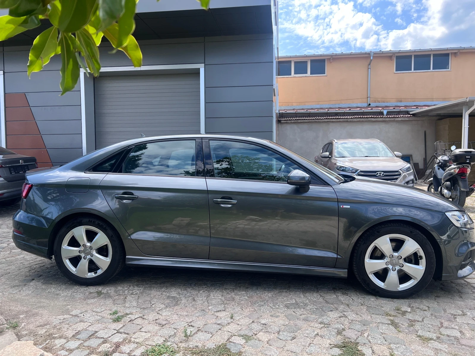 Audi A3 2.0d Quattro S-line - изображение 4