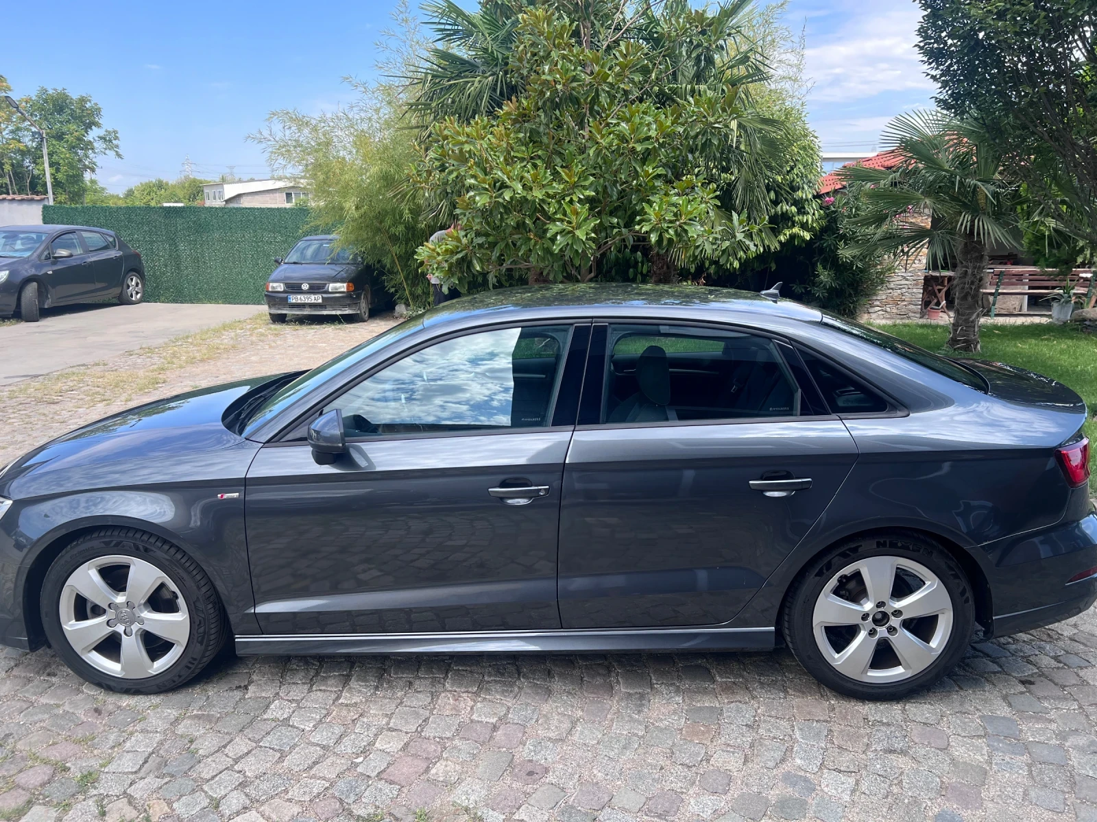 Audi A3 2.0d Quattro S-line - изображение 8