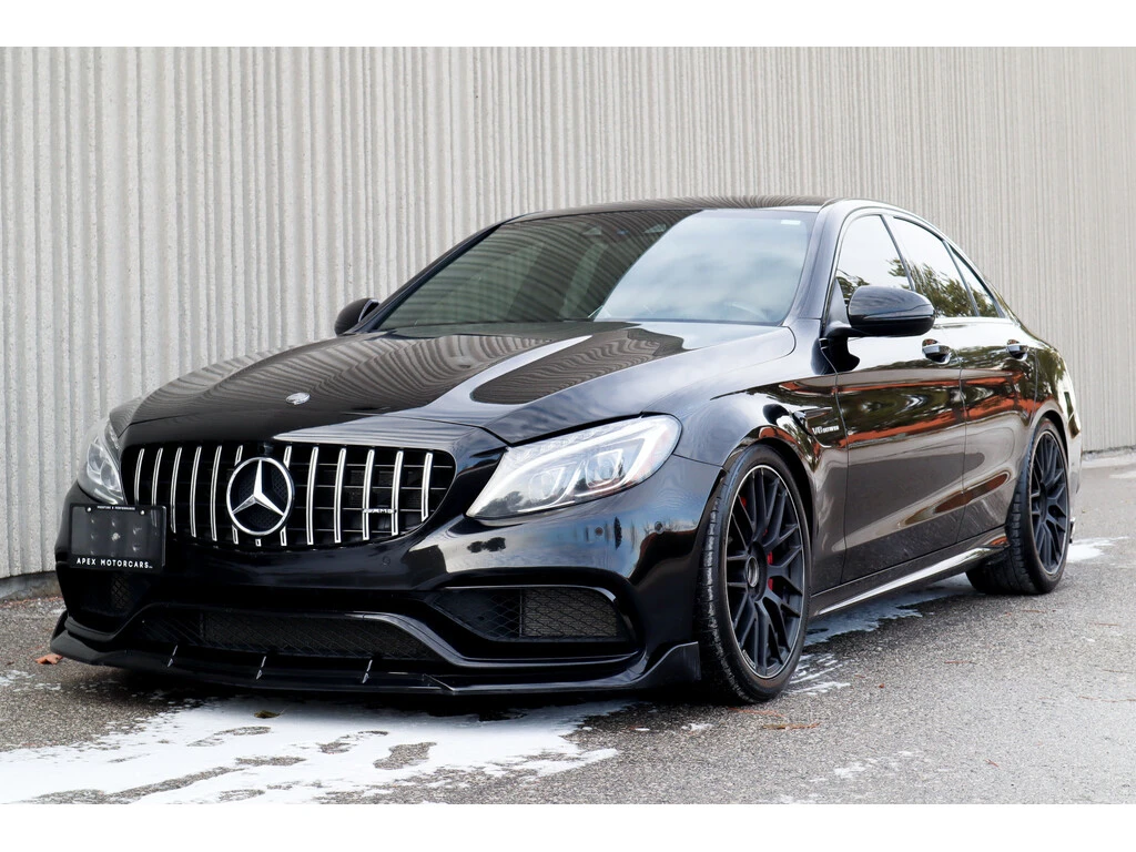 Mercedes-Benz C 63 AMG AMG C 63S* FULL* Pano* Park Assist* Carbon* Downpi | Mobile.bg   1