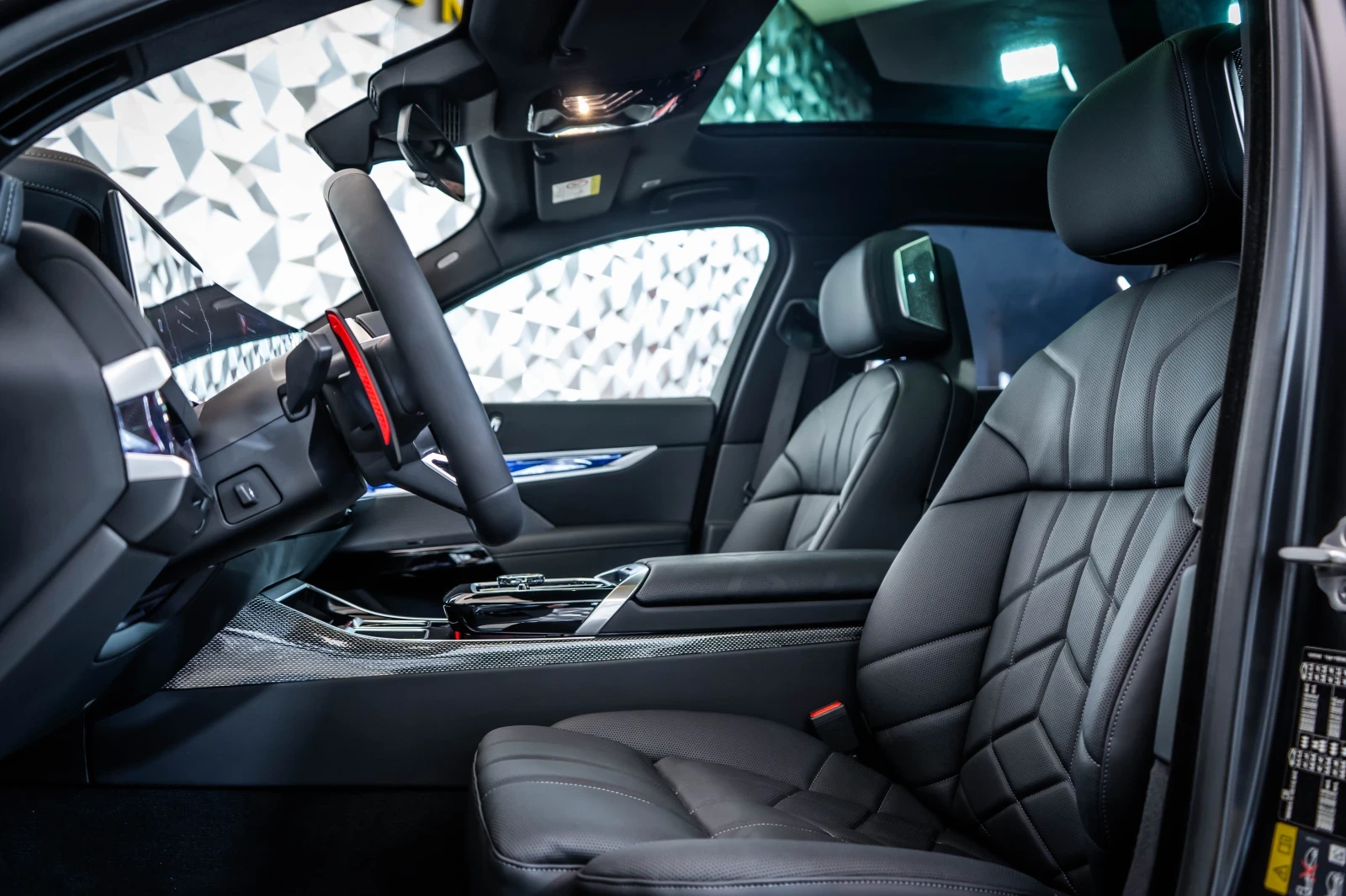 BMW 760 i xDrive * Msport* B&W* 360* Maxton - изображение 9