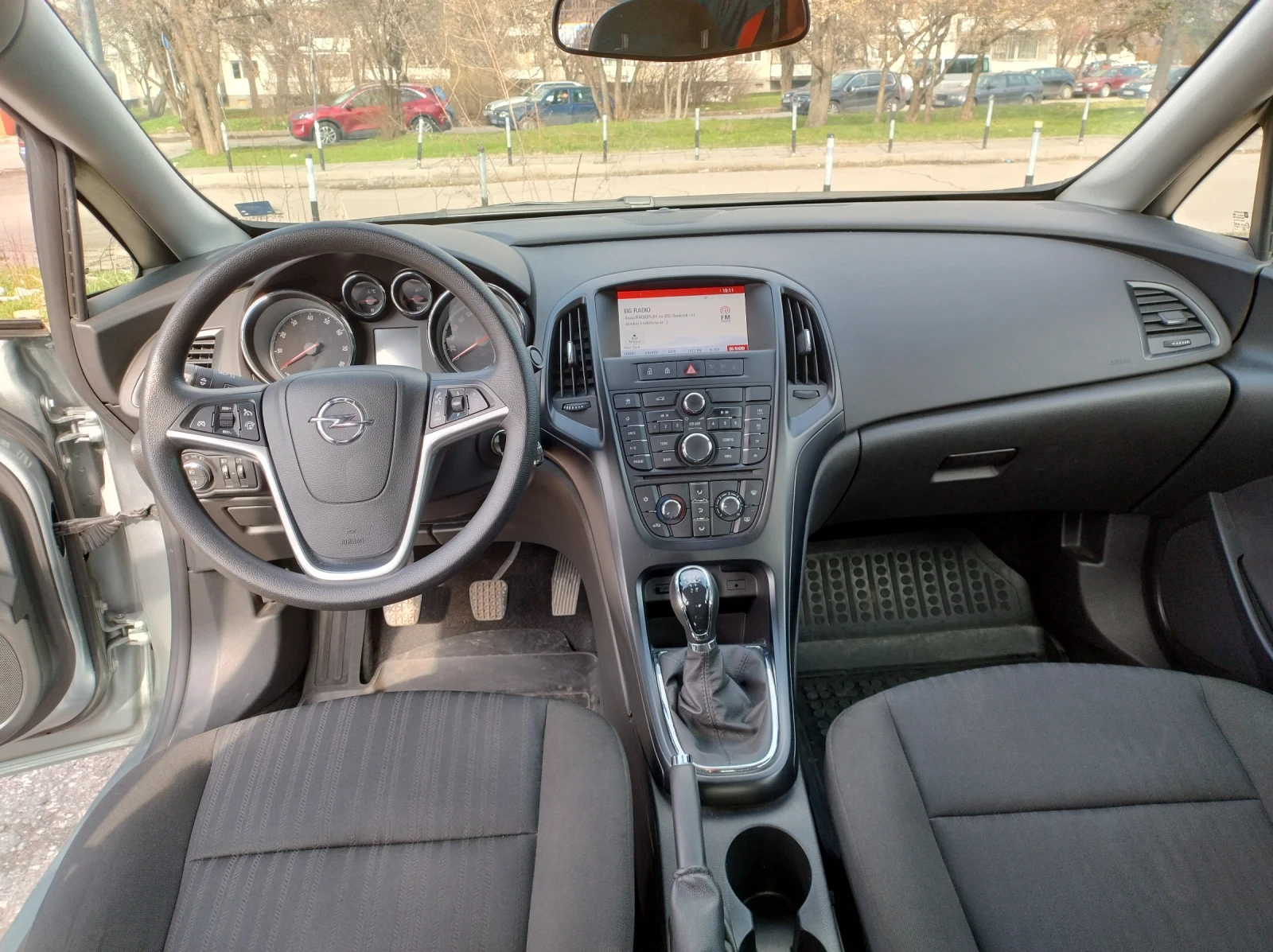 Opel Astra J 1.6 ГАЗ от България, снимка 12 - Автомобили и джипове - 54207405