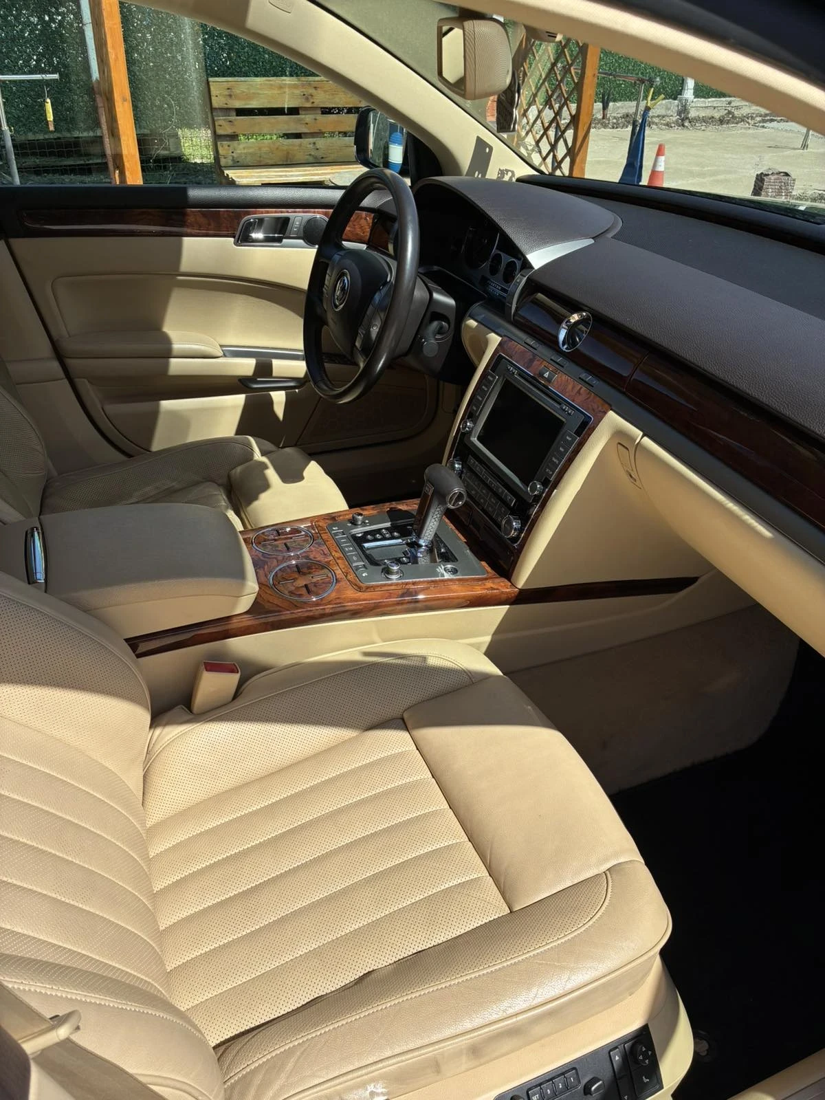 VW Phaeton 3.0TDI/4MOTION Facelift, снимка 8 - Автомобили и джипове - 54334922