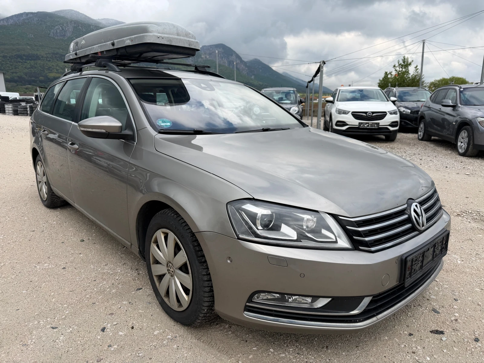 VW Passat 2.0/170кс 4х4 Ксенон Автоматик, снимка 3 - Автомобили и джипове - 54376724