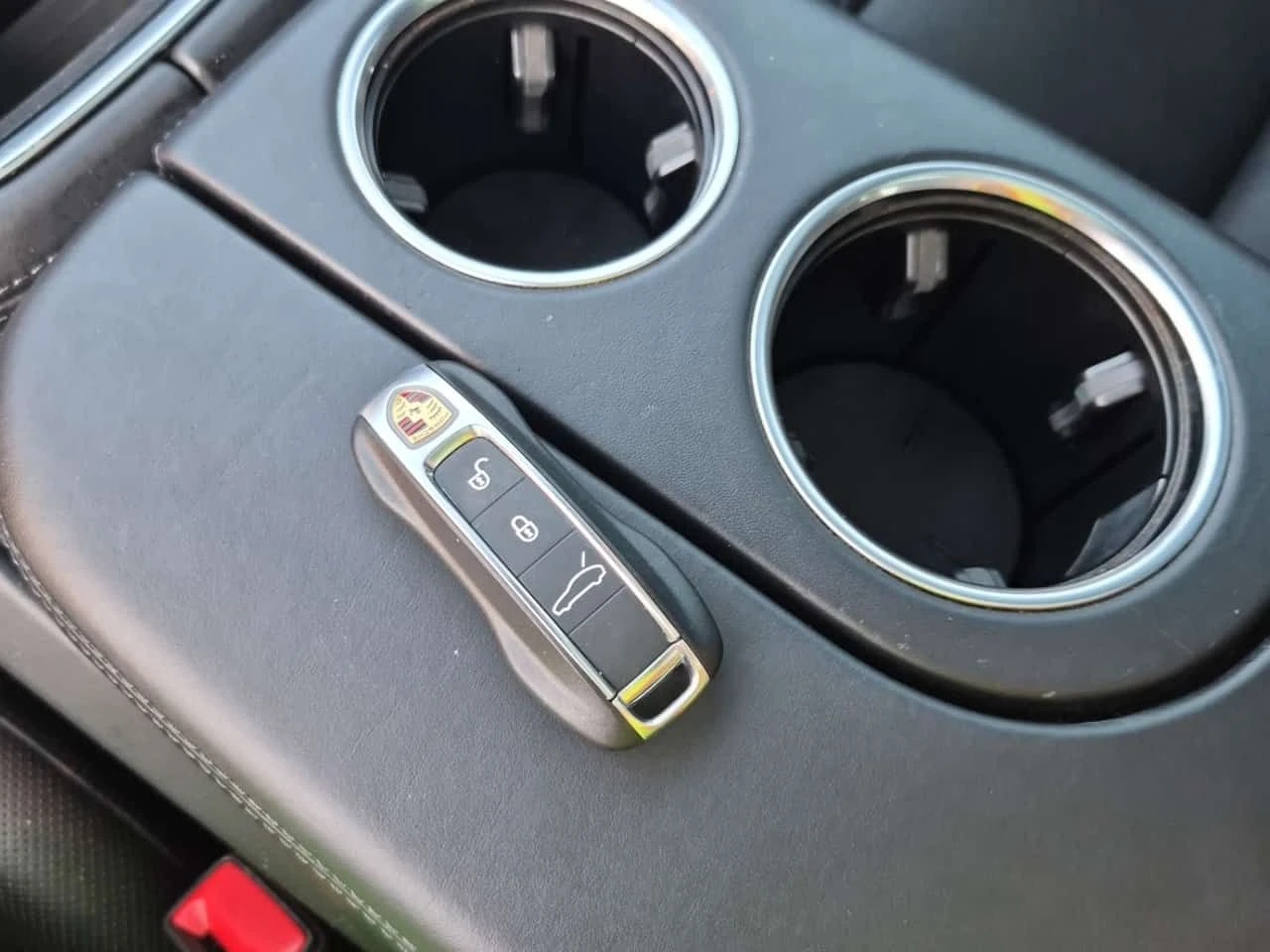 Porsche Panamera 4S * CARFAX * Един собственик * , снимка 10 - Автомобили и джипове - 54870645