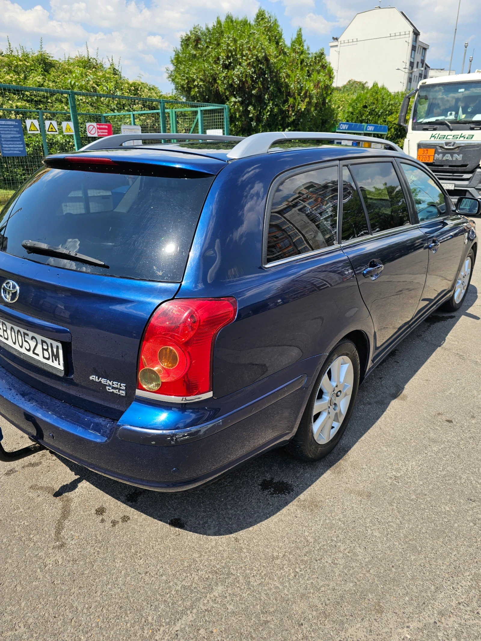 Toyota Avensis, снимка 4 - Автомобили и джипове - 55075824