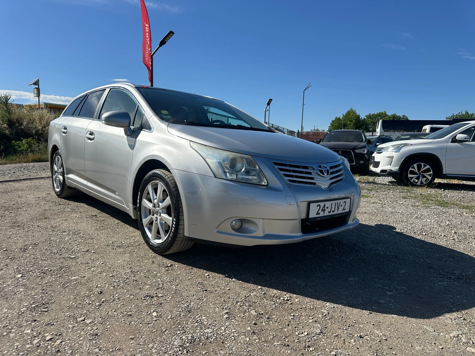 Toyota Avensis 2.0-Buisness-Edition+ CarPlay+ КАМЕРА-1Г-Гаранция, снимка 7 - Автомобили и джипове - 55228982