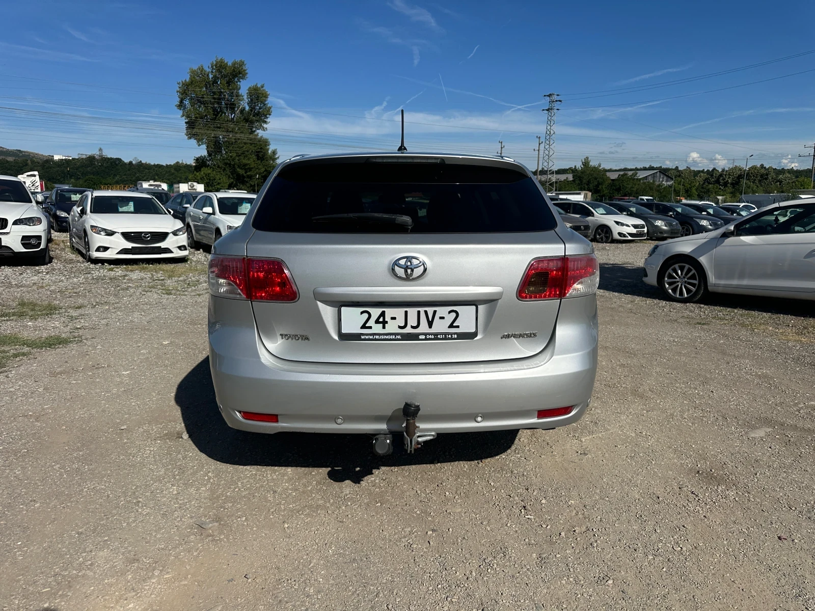 Toyota Avensis 2.0-Buisness-Edition+ CarPlay+ КАМЕРА-1Г-Гаранция, снимка 4 - Автомобили и джипове - 55228982