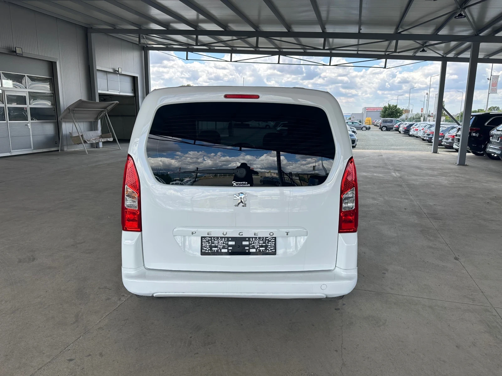 Peugeot Partner, снимка 5 - Автомобили и джипове - 55538076