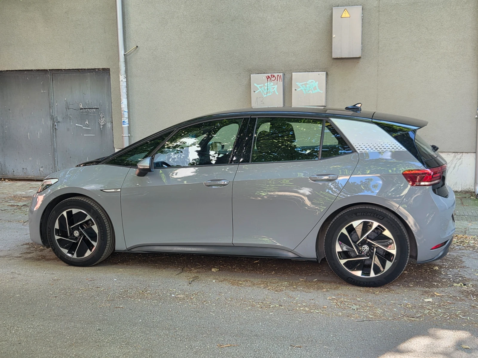 VW ID.3 1 st PRO 204ps 62KW Сервизна история, снимка 2 - Автомобили и джипове - 55598988