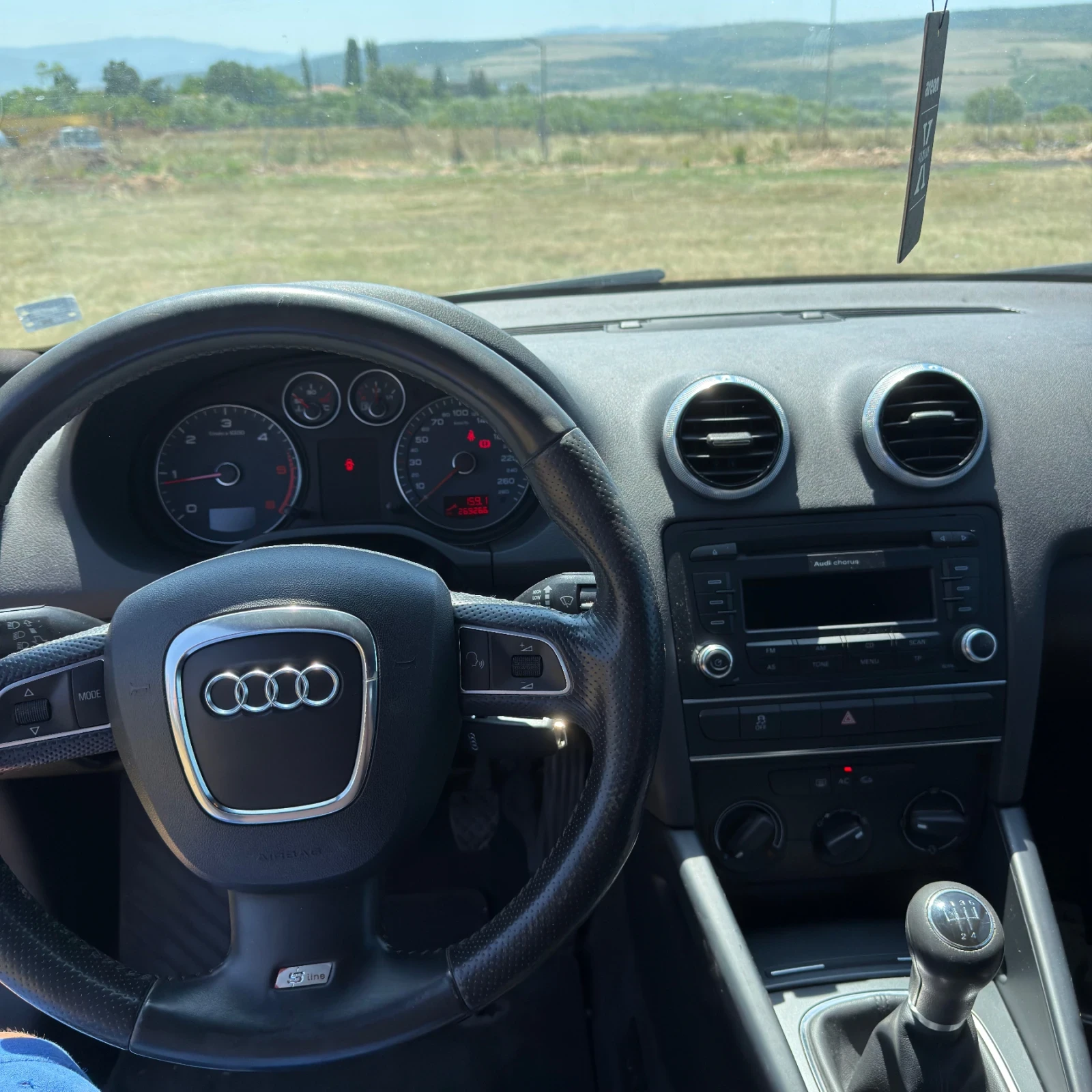 Audi A3 1.6TDI, снимка 5 - Автомобили и джипове - 56194886
