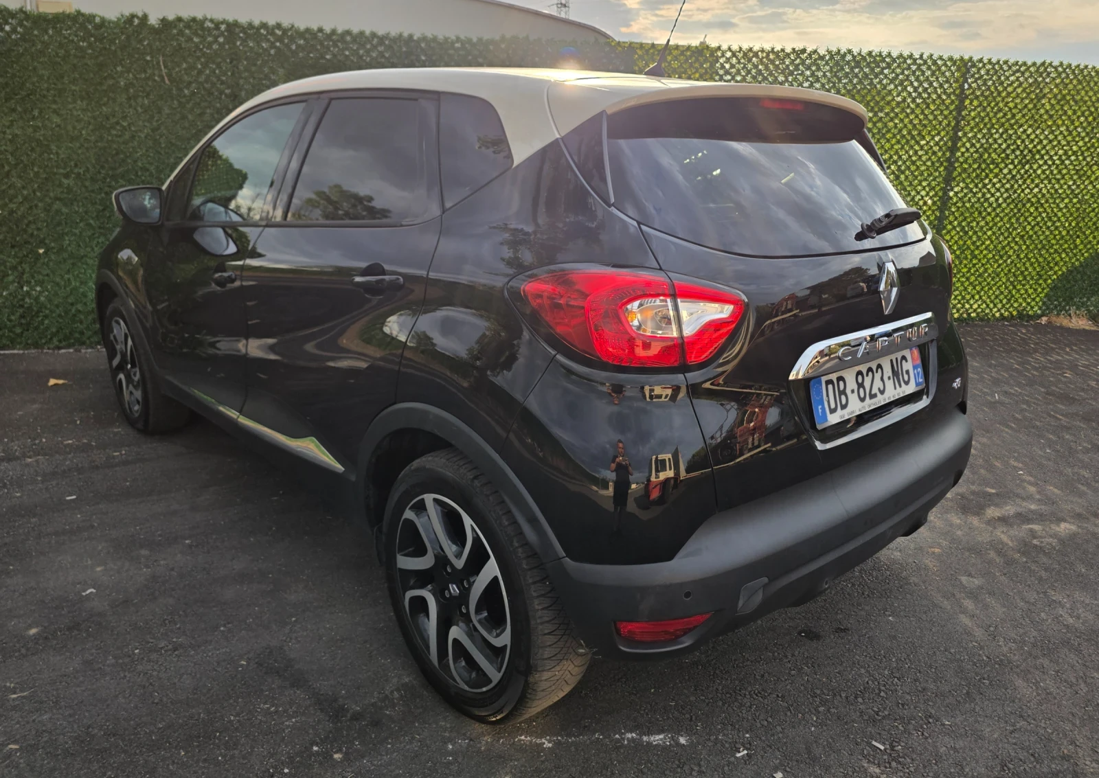Renault Captur 1.5 dci navi, снимка 3 - Автомобили и джипове - 56202775