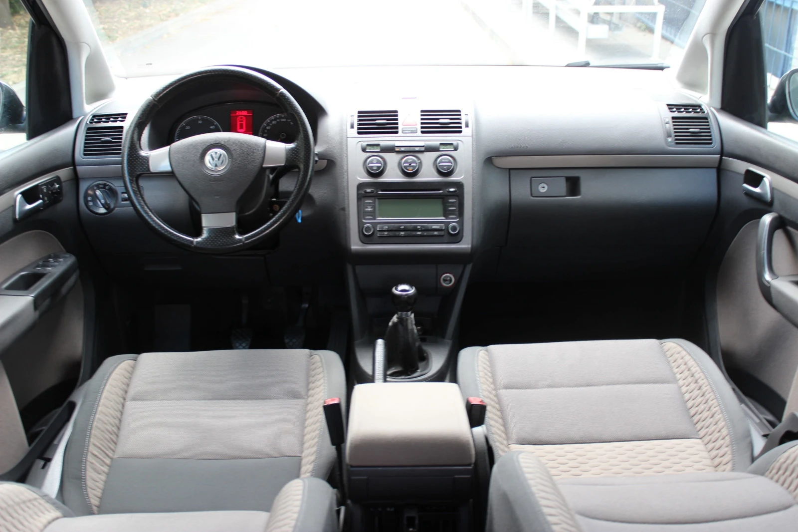 VW Touran CROSS  2.0 TDI   6+ 1 �����   ��� ����   | Mobile.bg � ����������� 12