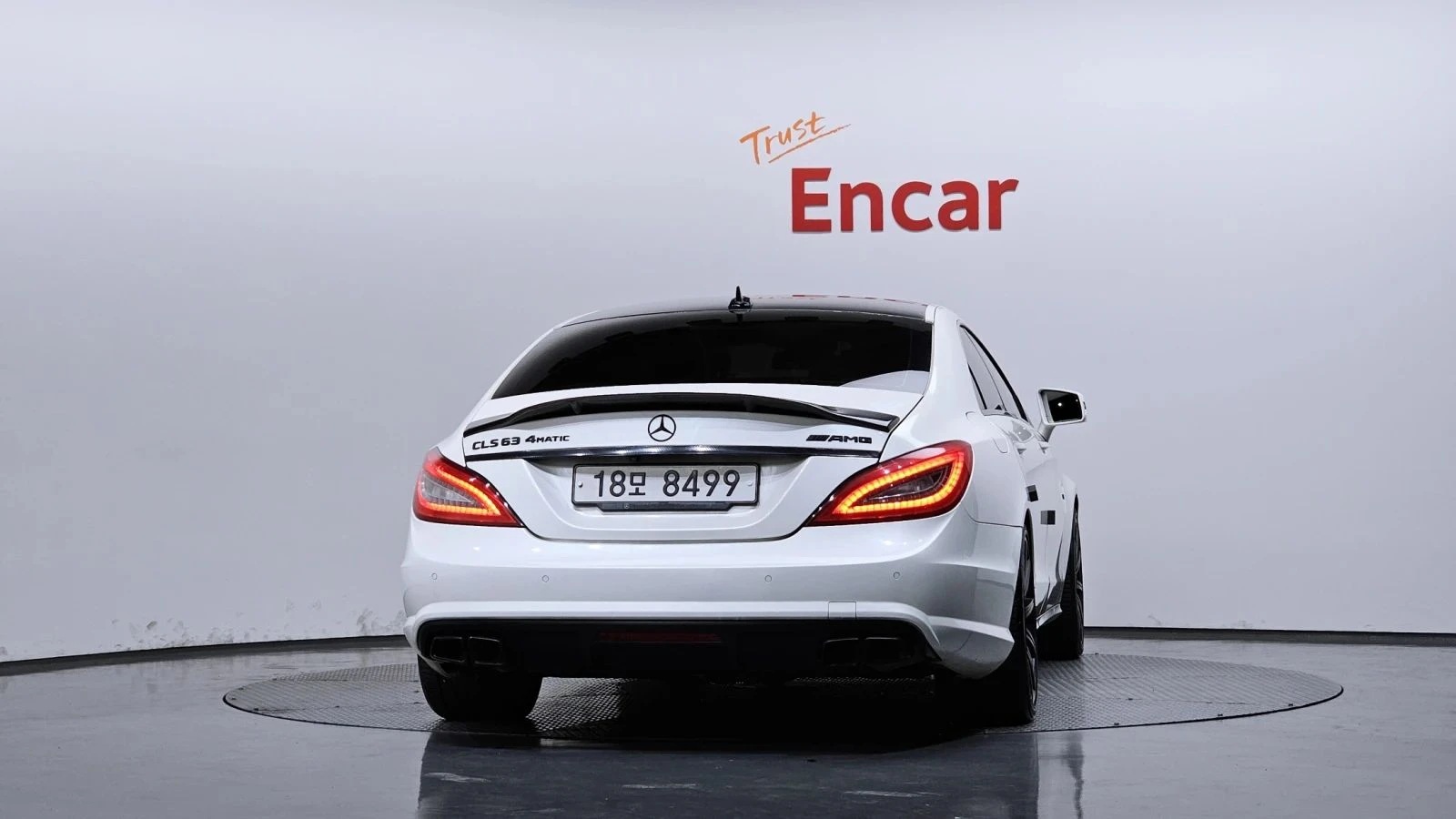 Mercedes-Benz CLS 63 AMG, снимка 4 - Автомобили и джипове - 56685823