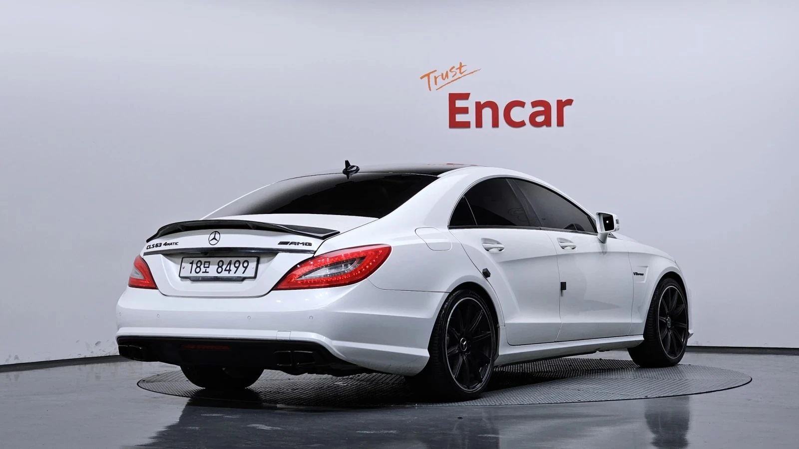 Mercedes-Benz CLS 63 AMG, снимка 2 - Автомобили и джипове - 56685823