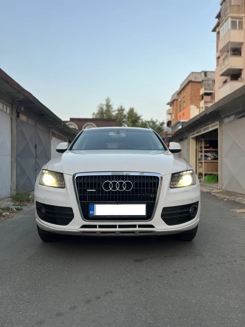 Audi Q5, снимка 2 - Автомобили и джипове - 48267343