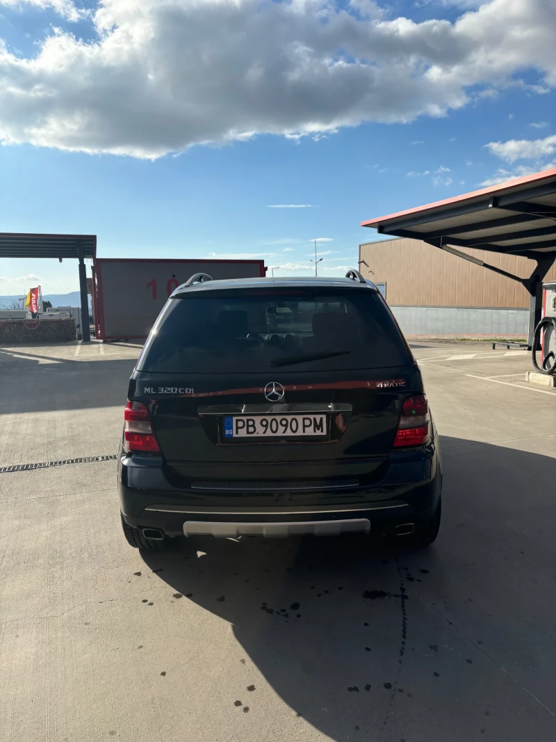 Mercedes-Benz ML 320, снимка 3 - Автомобили и джипове - 48127961