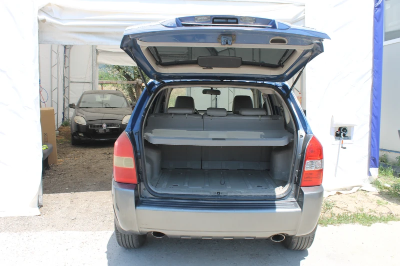 Hyundai Tucson НА ЧАСТИ, ИТАЛИЯ, НОВ ВНОС, снимка 4 - Автомобили и джипове - 50951158