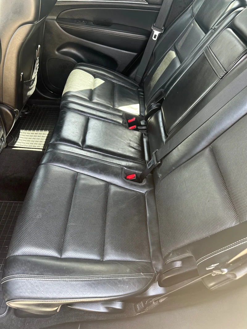 Jeep Grand cherokee Overland цвят котешко око, снимка 17 - Автомобили и джипове - 52840651