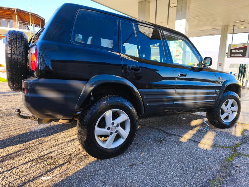 Toyota Rav4, снимка 8 - Автомобили и джипове - 52919932