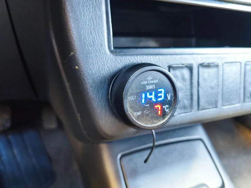 Toyota Rav4, снимка 15 - Автомобили и джипове - 52919932