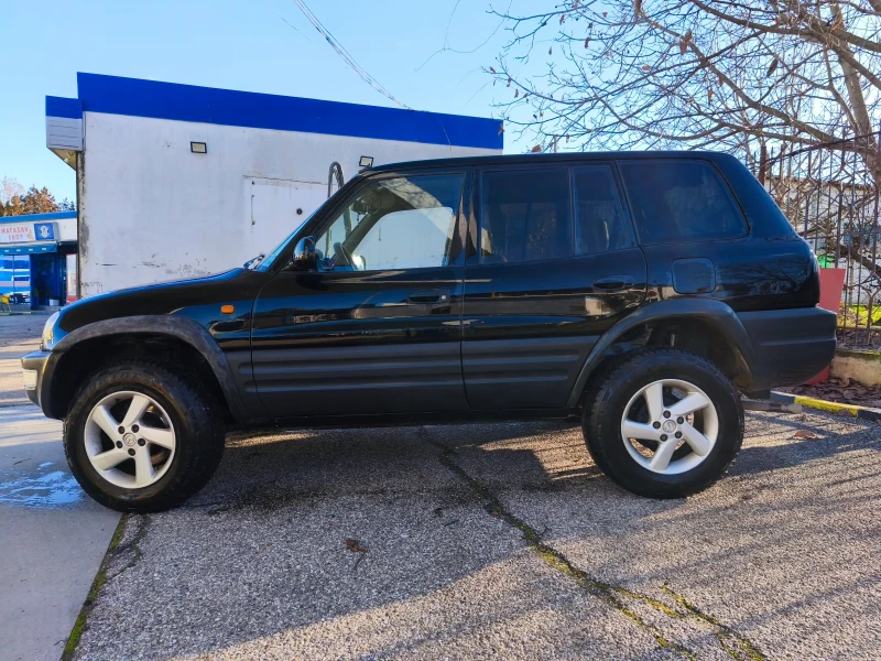 Toyota Rav4, снимка 10 - Автомобили и джипове - 52919932