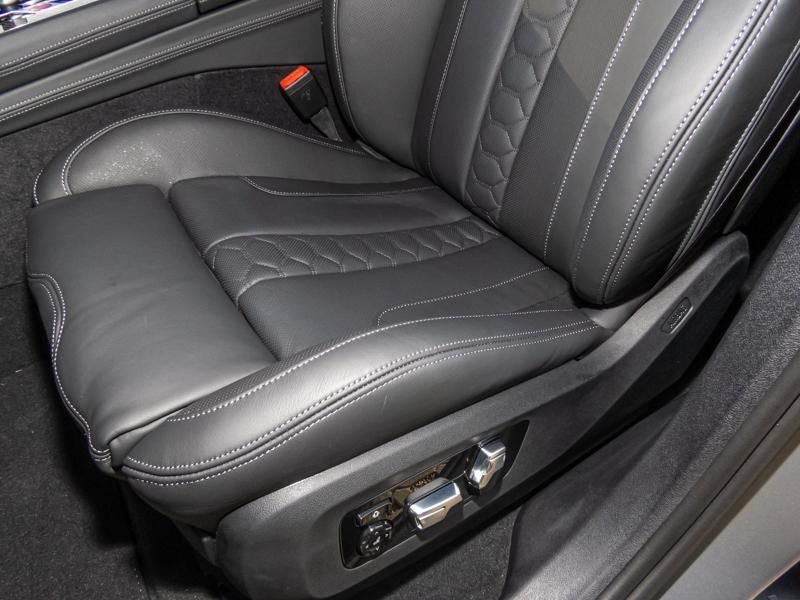 BMW X6 M Competition = Carbon Interior&Exterior= Гаранция, снимка 7 - Автомобили и джипове - 46385836