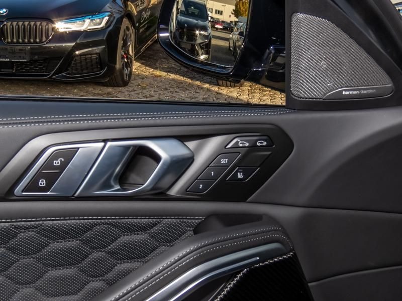 BMW X6 M Competition = Carbon Interior&Exterior= Гаранция, снимка 4 - Автомобили и джипове - 46385836