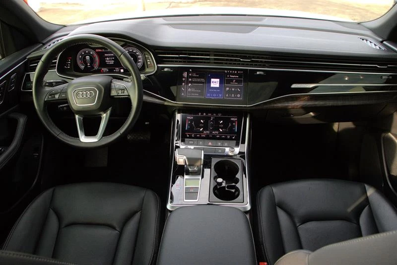 Audi Q8 Progressiv* 55 TFSI* АвтоКредит* (ЦЕНА ДО БГ), снимка 9 - Автомобили и джипове - 54002590