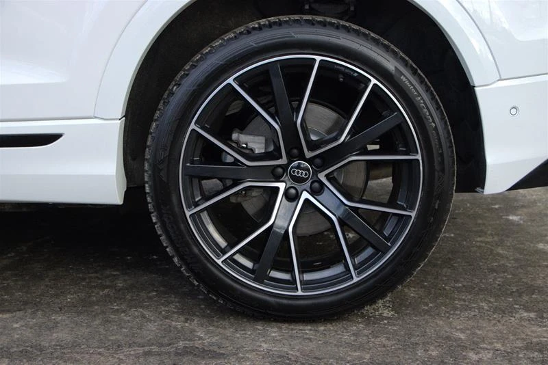 Audi Q8 Progressiv* 55 TFSI* АвтоКредит* (ЦЕНА ДО БГ), снимка 6 - Автомобили и джипове - 54002590