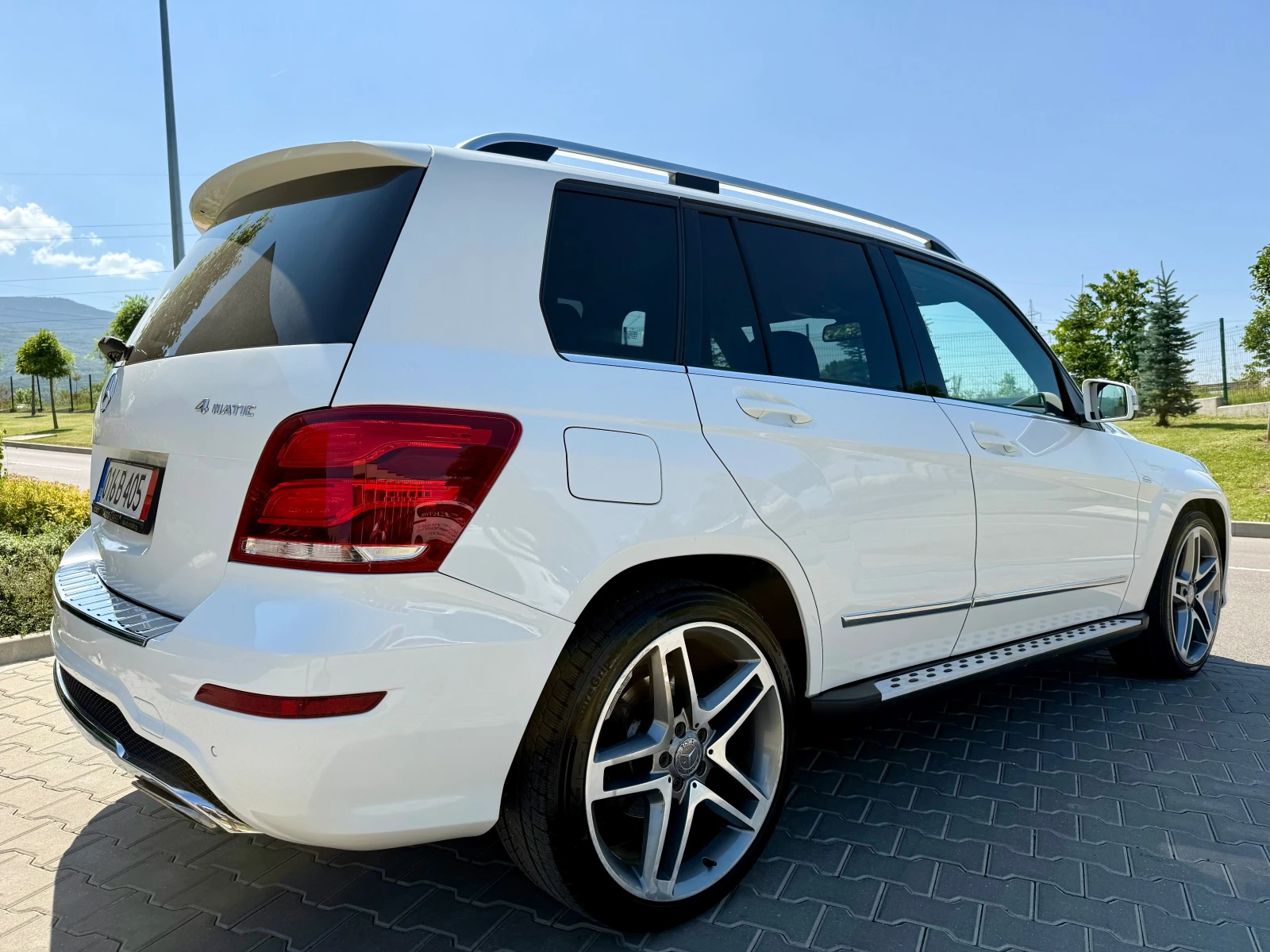 Mercedes-Benz GLK 2.2 CDI 4 MATIK AMG/PREMIUM - изображение 4