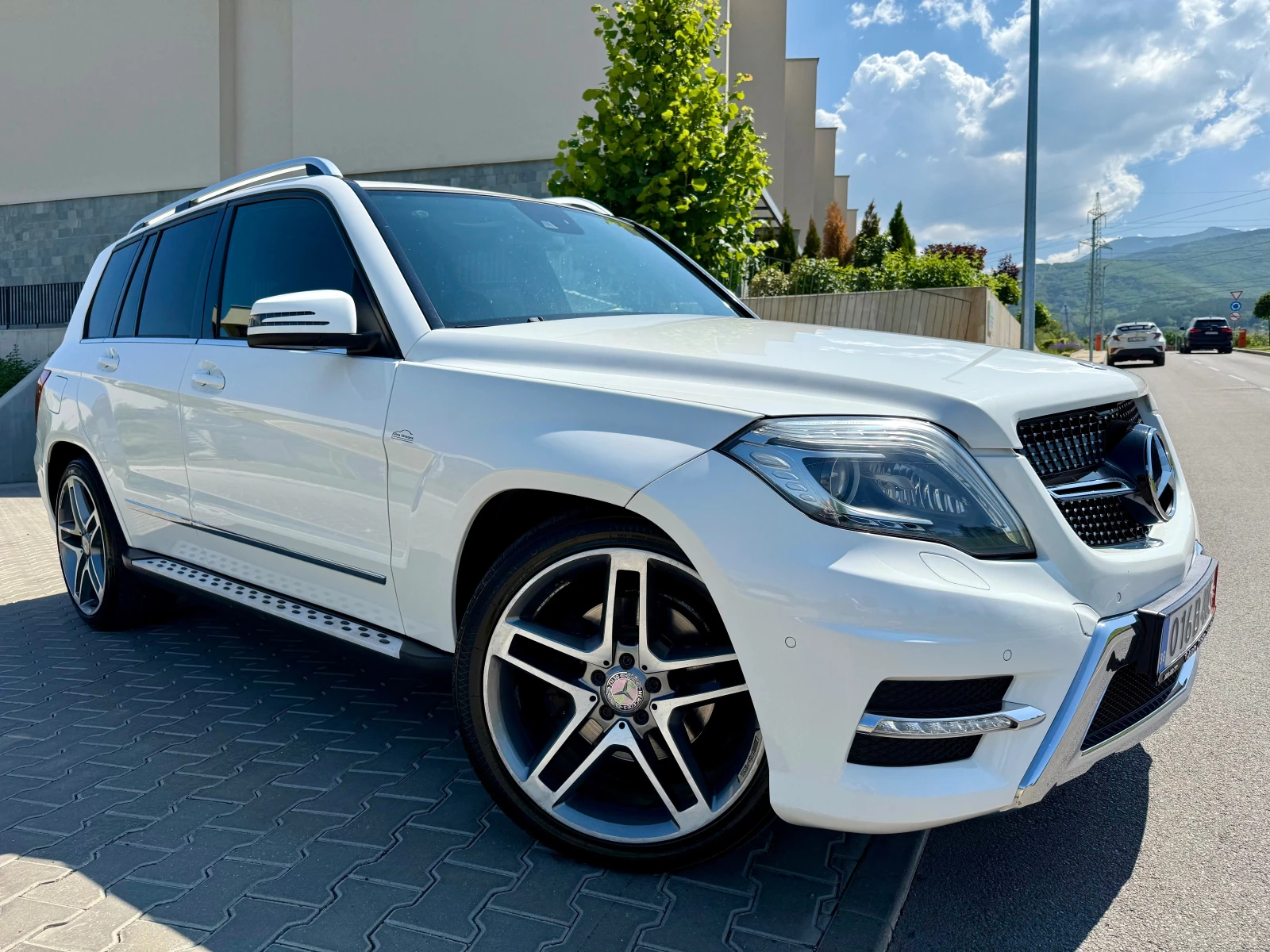 Mercedes-Benz GLK 2.2 CDI 4 MATIK AMG/PREMIUM - изображение 3
