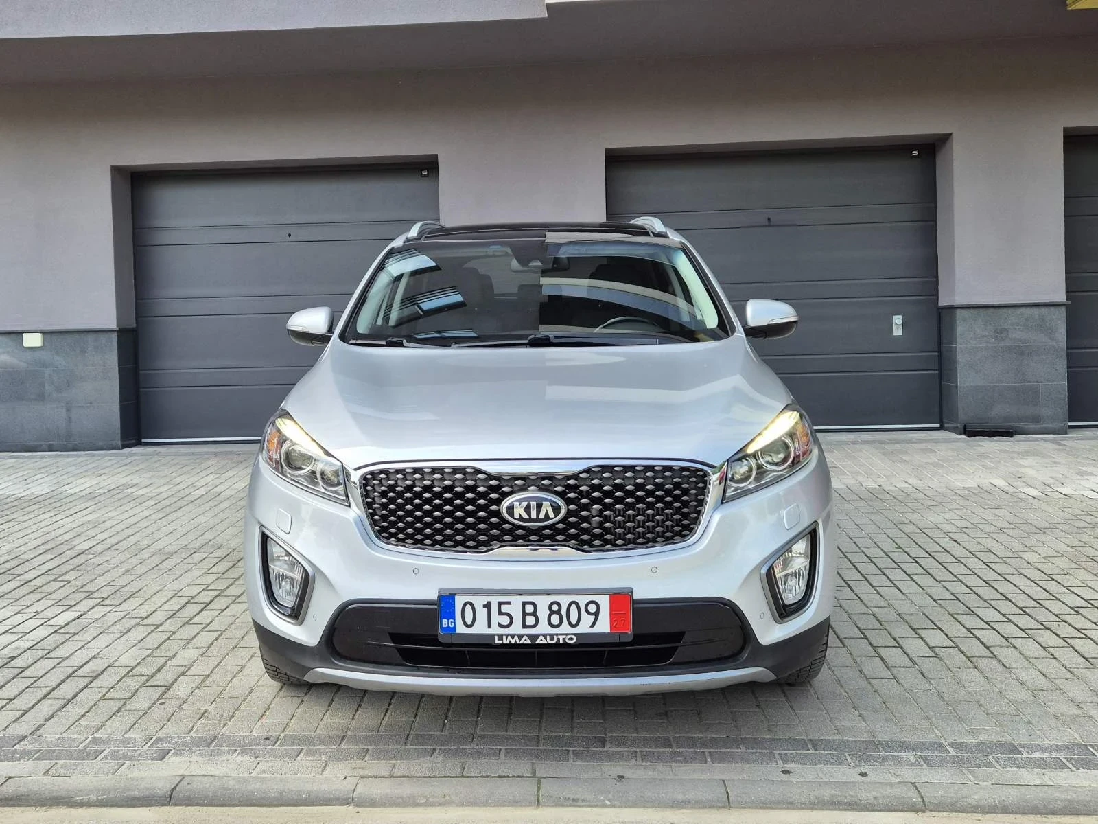 Kia Sorento 2.2 CRDi Feel AWD  - изображение 2