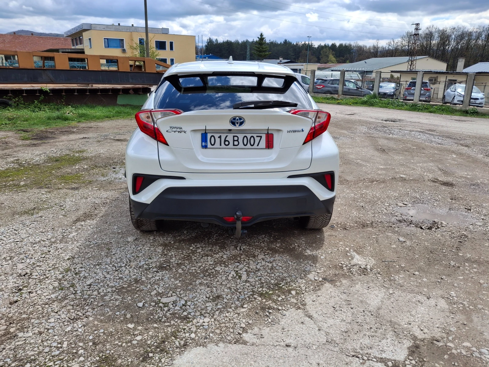 Toyota C-HR Luxury FULL - изображение 3