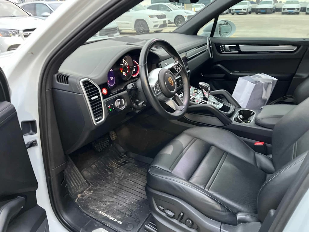 Porsche Cayenne * AWD * CARFAX * БЕЗ ПЪРВОНАЧАЛНА ВНОСКА - изображение 5
